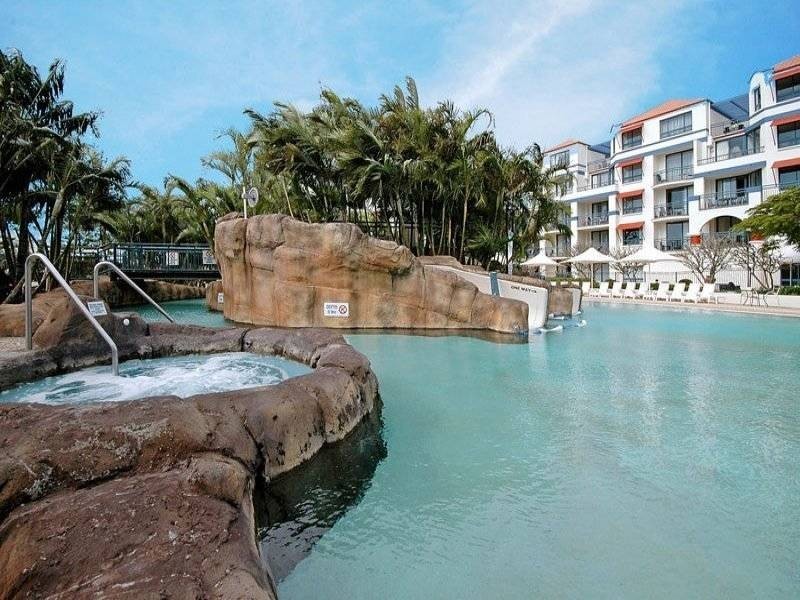 318/99 Griffith Street, Coolangatta QLD 4225