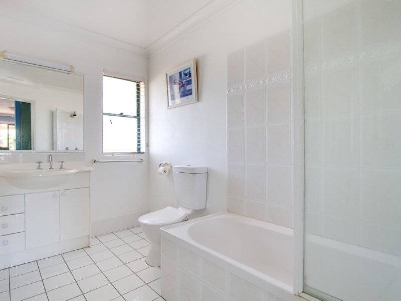 10/2 Graham Street, Bilinga QLD 4225