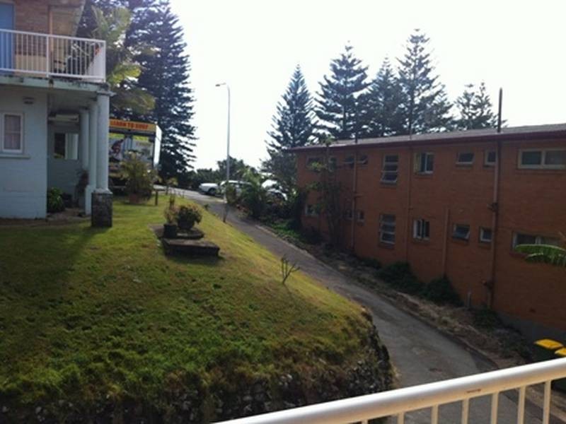 6/156 Marine Parade, Rainbow Bay QLD 4225