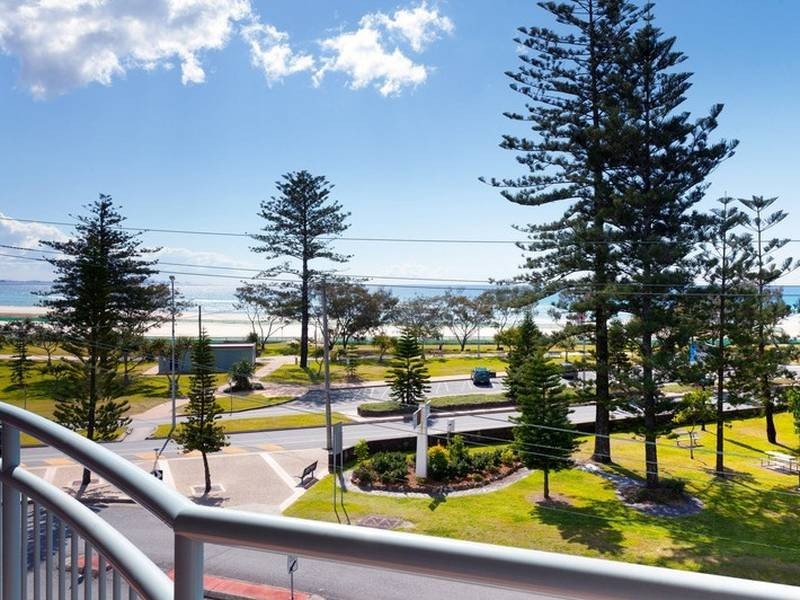 305/92 Musgrave Street, Kirra QLD 4225