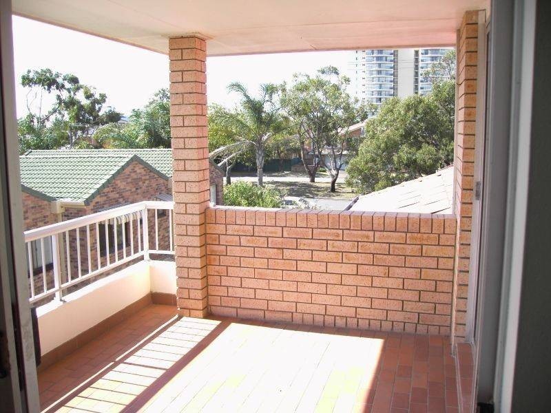 9/58 Coolangatta Road, Kirra QLD 4225