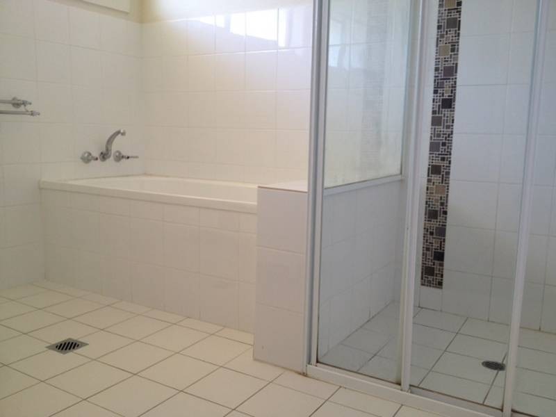 2/25 Lakes Drive, Tweed Heads West NSW 2485