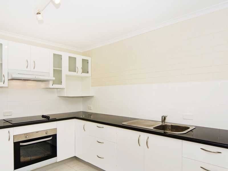 15/22 Musgrave Street, Kirra QLD 4225