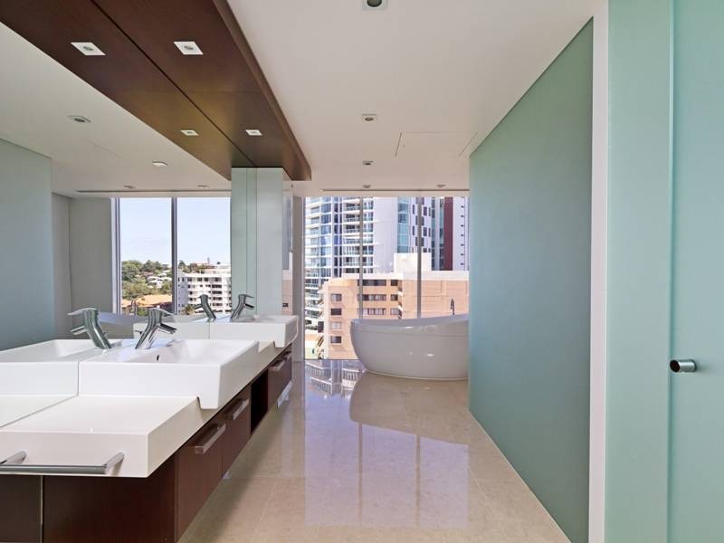 702/1 Haig Street, Kirra QLD 4225