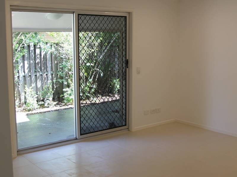 2/67 Laguna Avenue, Palm Beach QLD 4221