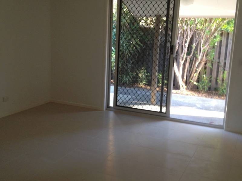 2/67 Laguna Avenue, Palm Beach QLD 4221