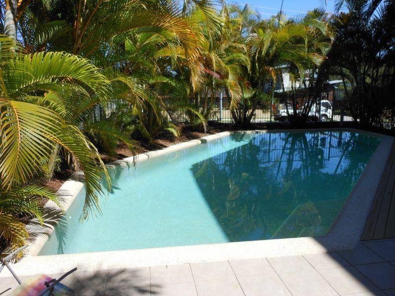 9/50 Miles Street, Kirra QLD 4225