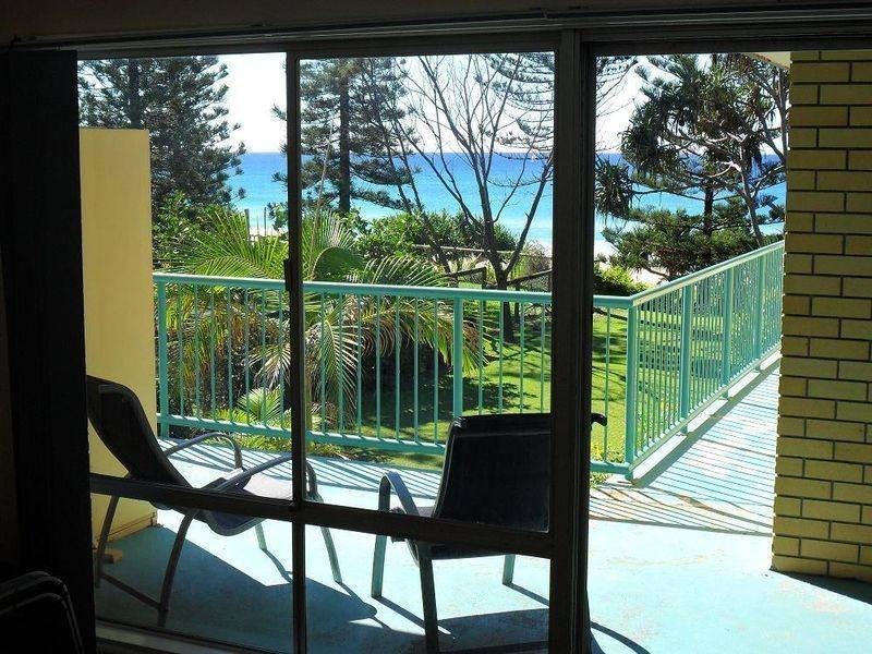 3/2 Dune Street, Tugun QLD 4224