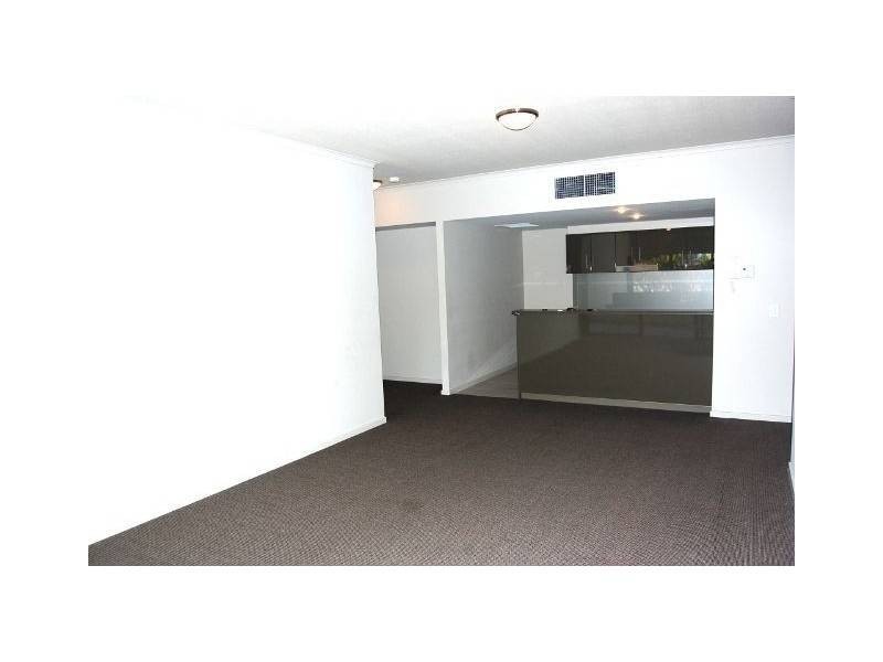 2053/1 Ocean Street, Burleigh Heads QLD 4220