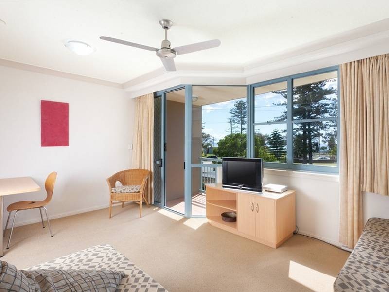 205/92 Musgrave Street, Kirra QLD 4225