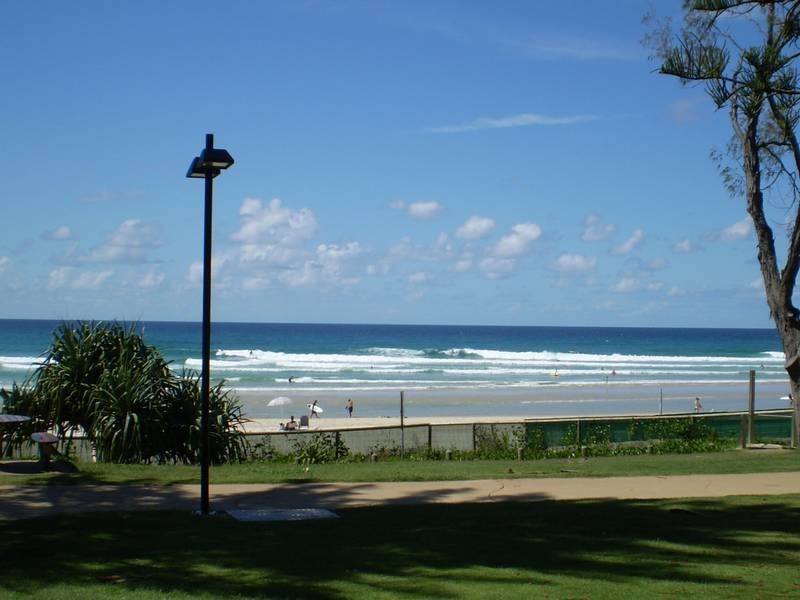 1/158 Marine Parade, Rainbow Bay QLD 4225