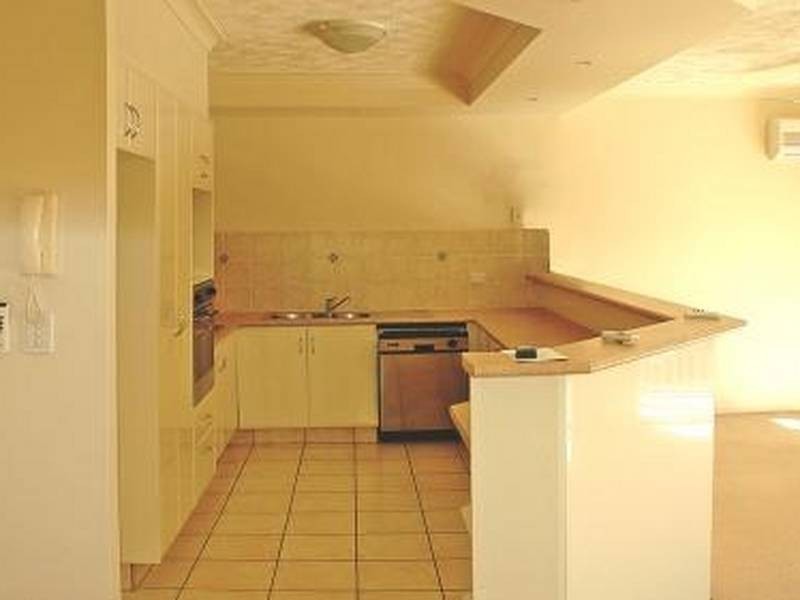 7/139-141 Golden Four Drive, Bilinga QLD 4225