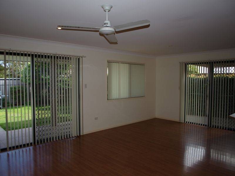1/5 Gala Grove, Kirra QLD 4225