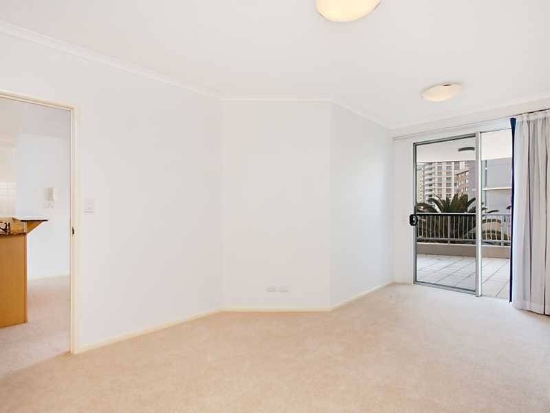 304/4-6 Douglas Street, Kirra QLD 4225