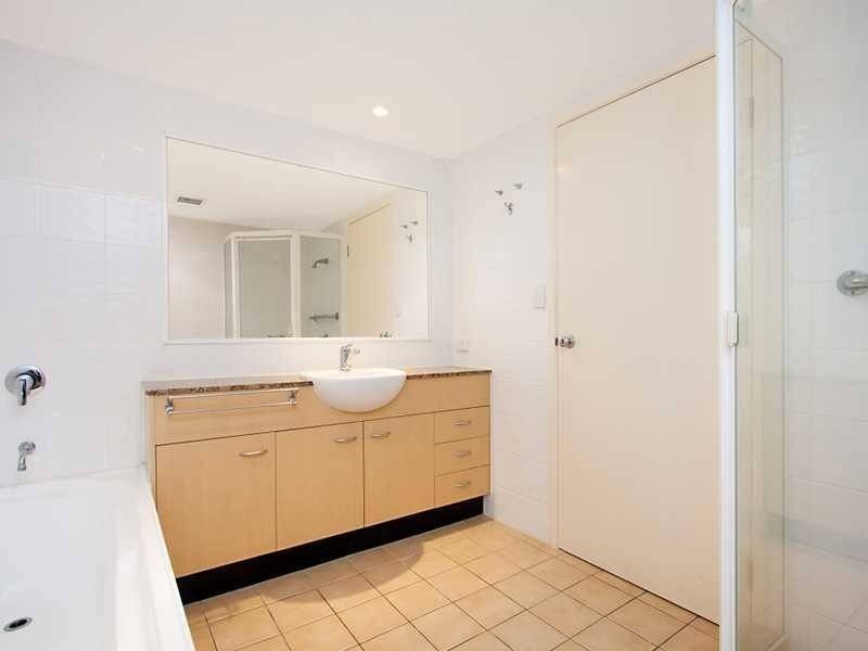 304/4-6 Douglas Street, Kirra QLD 4225