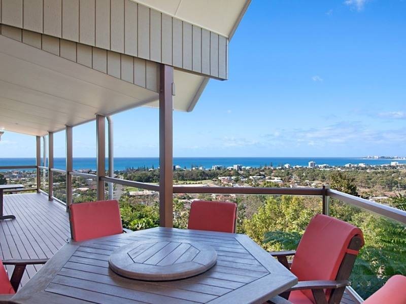 13 Bob Barnard Drive, Tugun QLD 4224