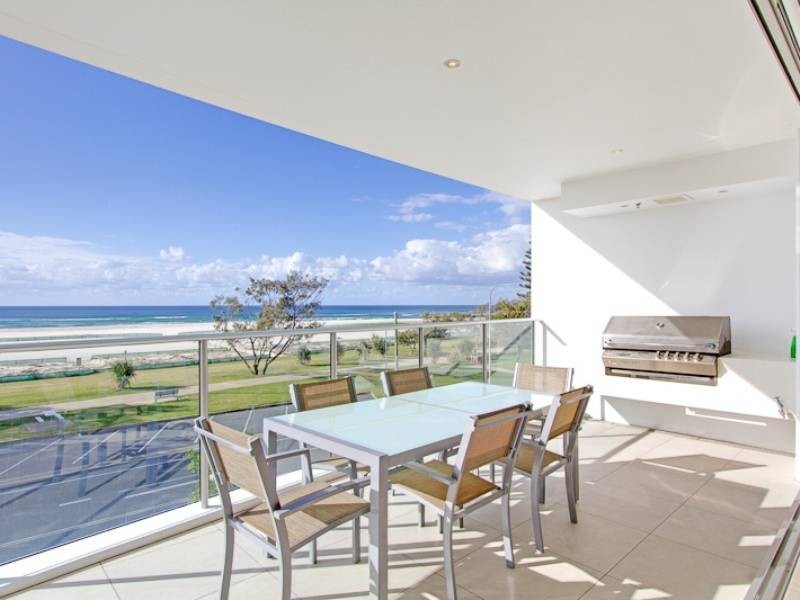 1 Haig Street, Kirra QLD 4225