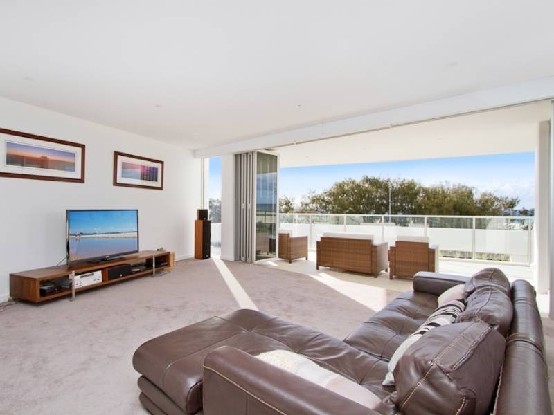 1 Haig Street, Kirra QLD 4225