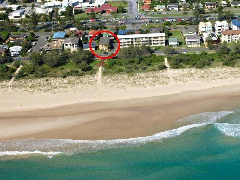 3/204 Pacific Parade, Bilinga QLD 4225