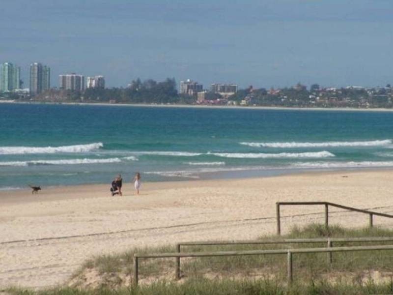 52 Wagawn Street, Tugun QLD 4224