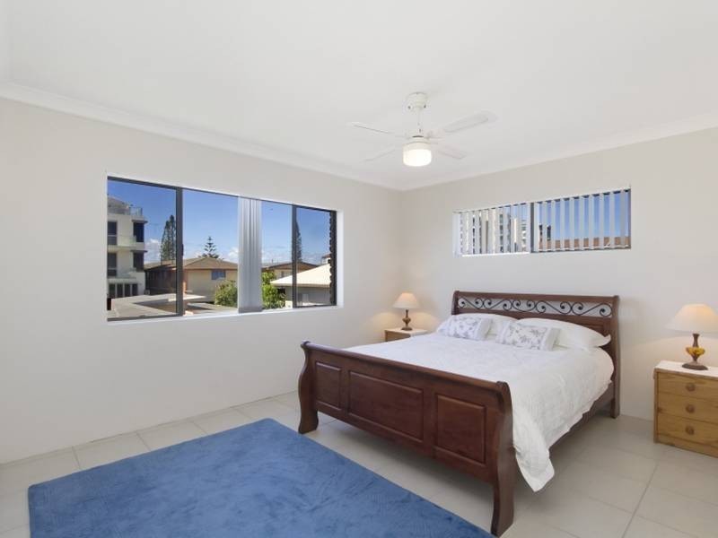 6/77 Golden Four Drive, Bilinga QLD 4225