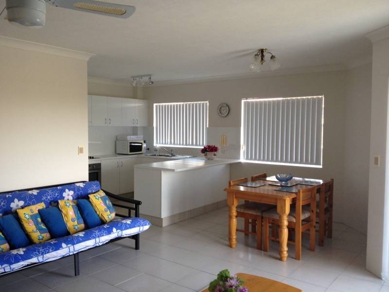 6/77 Golden Four Drive, Bilinga QLD 4225