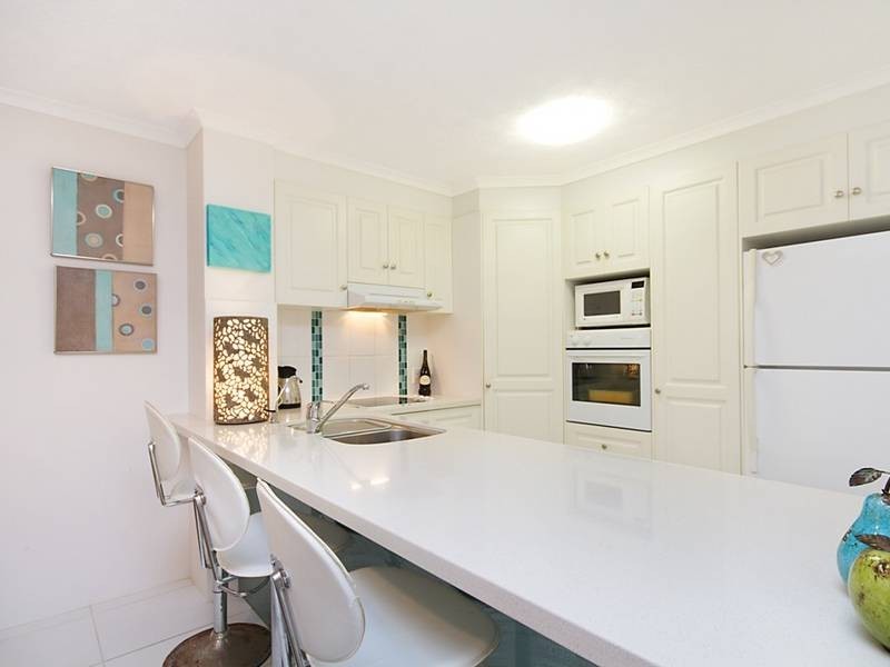 5/12 Douglas Street, Kirra QLD 4225