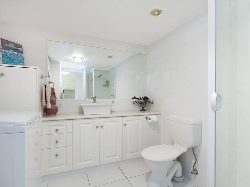 5/12 Douglas Street, Kirra QLD 4225