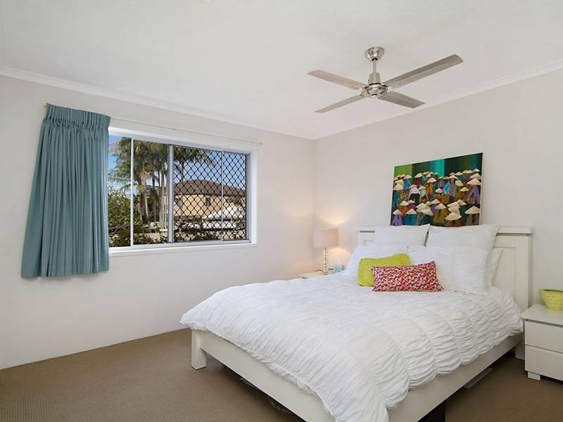 5/12 Douglas Street, Kirra QLD 4225