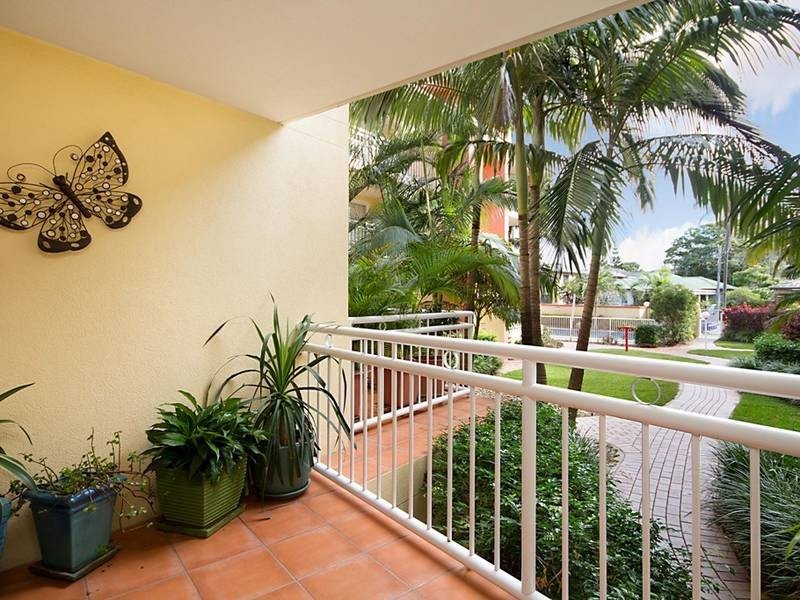 5/12 Douglas Street, Kirra QLD 4225