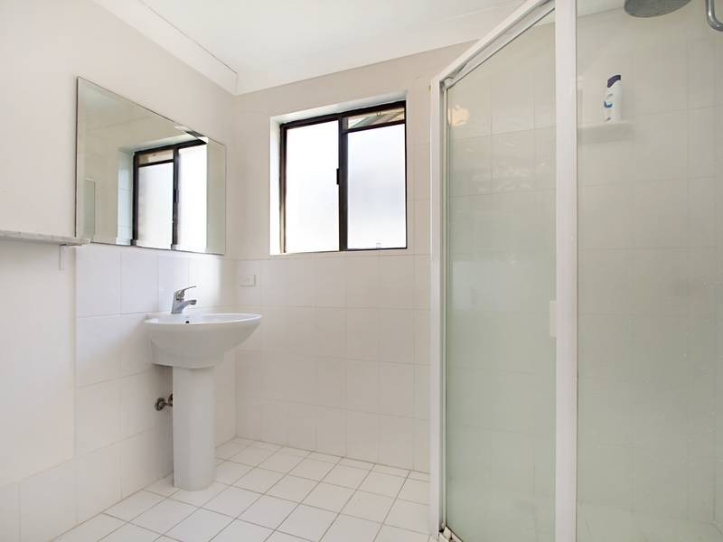 4/17 Rutledge St, Kirra QLD 4225