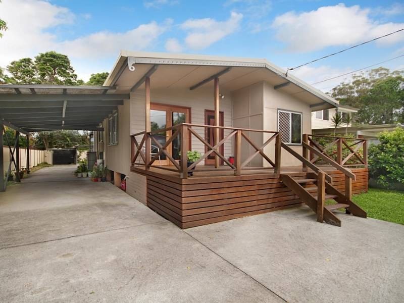 70 Manus Avenue, Palm Beach QLD 4221