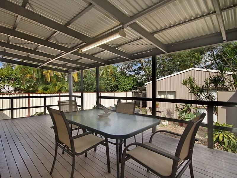 70 Manus Avenue, Palm Beach QLD 4221