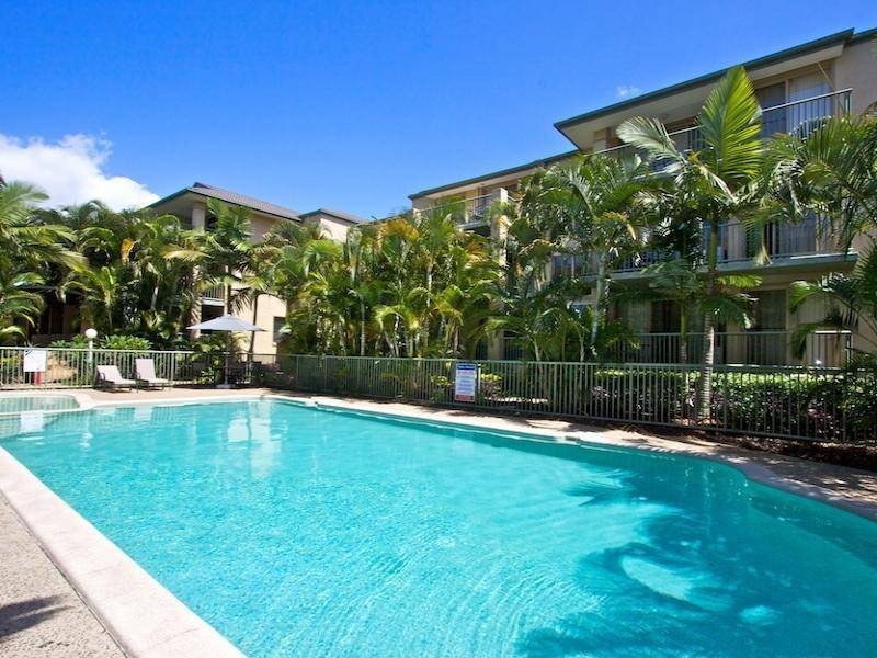 6/37 Golden Four Drive, Bilinga QLD 4225