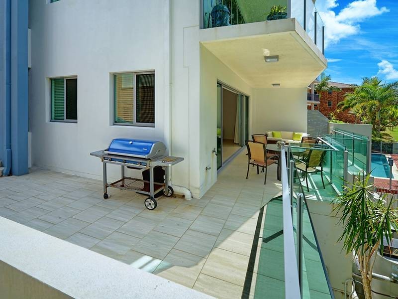 2/9 South Street, Kirra QLD 4225