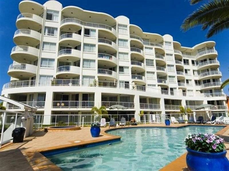 604/4 Douglas Street, Kirra QLD 4225