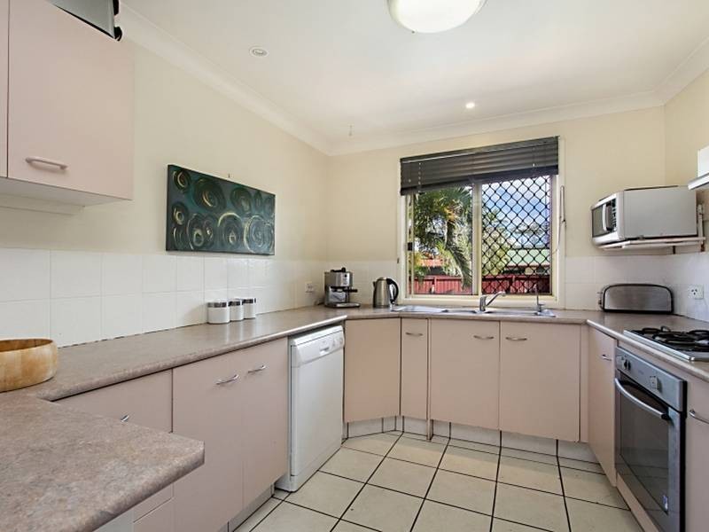 1 Cabarita Court, Tugun QLD 4224