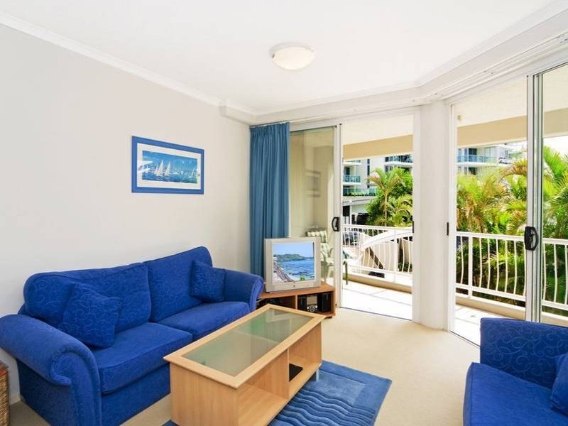 4 Douglas Street, Kirra QLD 4225