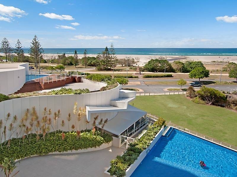 307/2 Creek Street  ‘KIRRASURF’, Kirra QLD 4225