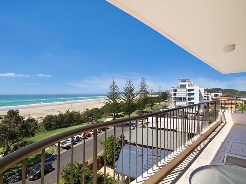 17/134 Pacific Parade, Bilinga QLD 4225