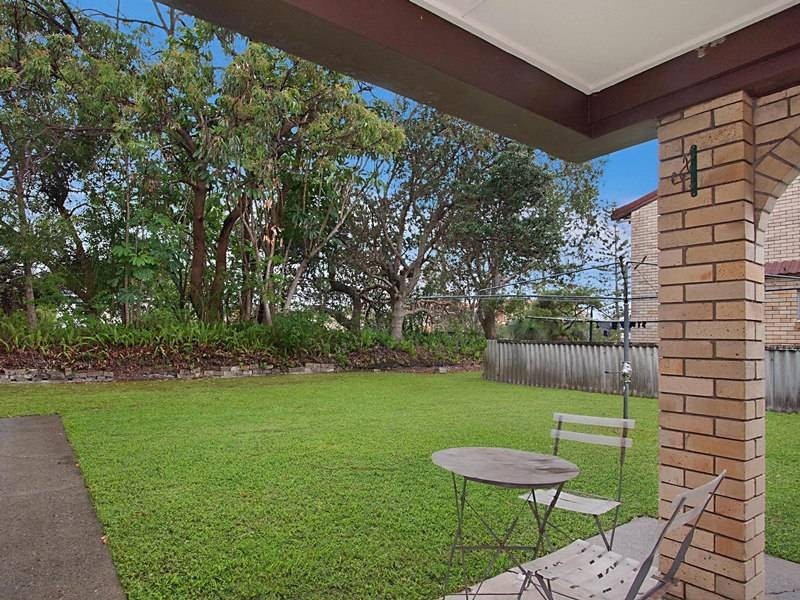 1/31 Coolangatta Road, Kirra QLD 4225