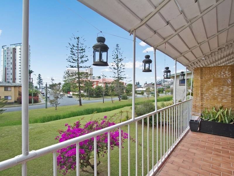 3/27 Coolangatta Road, Kirra QLD 4225