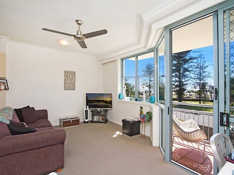 206/92 Musgrave Street, Kirra QLD 4225