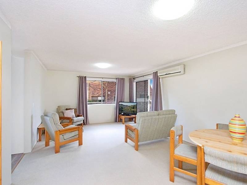 4/58 Coolangatta Road, Kirra QLD 4225