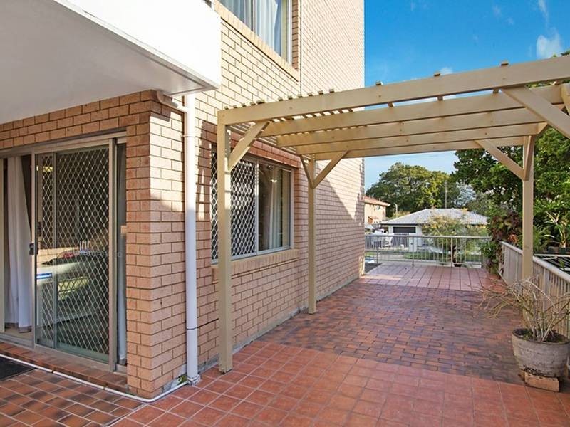 4/58 Coolangatta Road, Kirra QLD 4225