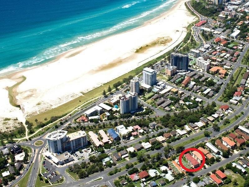 4/58 Coolangatta Road, Kirra QLD 4225