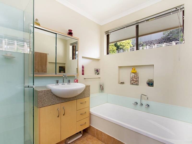 22 Myeerimba Parade, Tweed Heads West NSW 2485