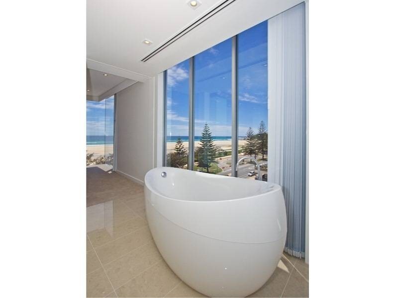 1 Haig Street, Coolangatta QLD 4225