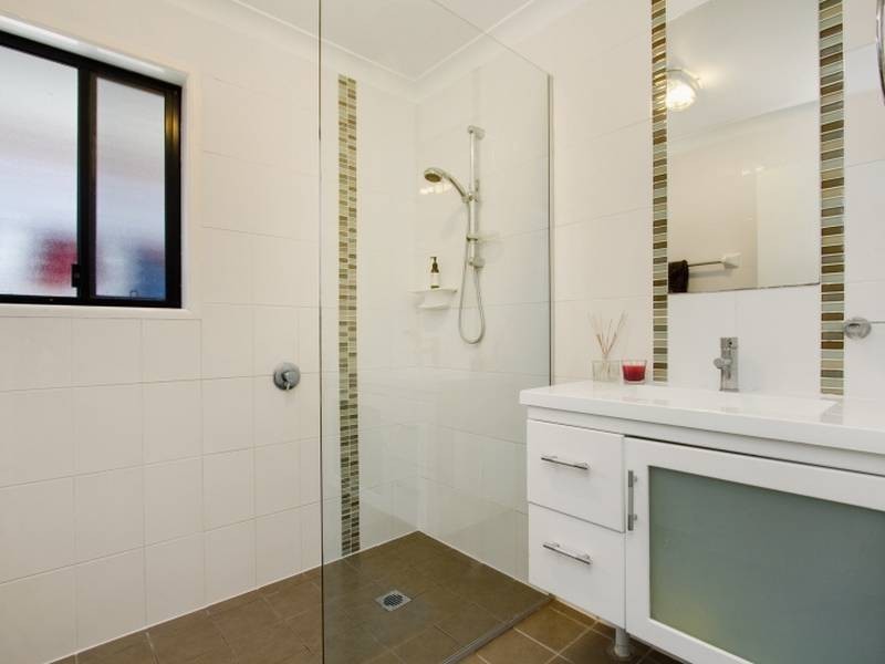 2/19 Hillcrest Avenue, Tugun QLD 4224