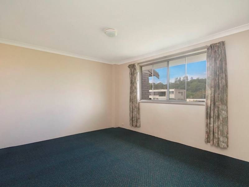 6/13 Churchill Street, Kirra QLD 4225